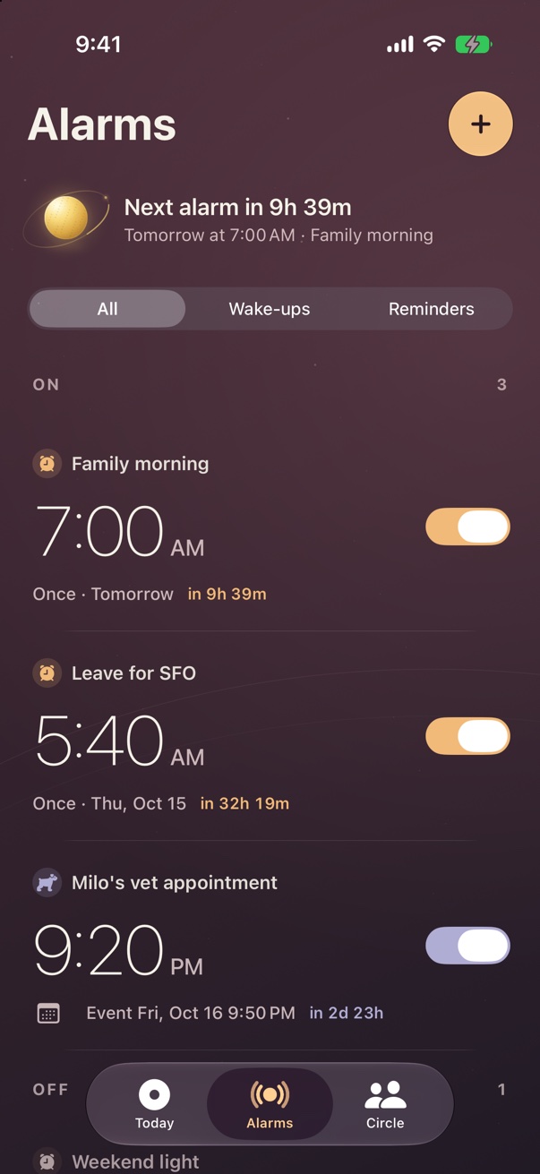 Flat alarm and reminder list with thin dividers